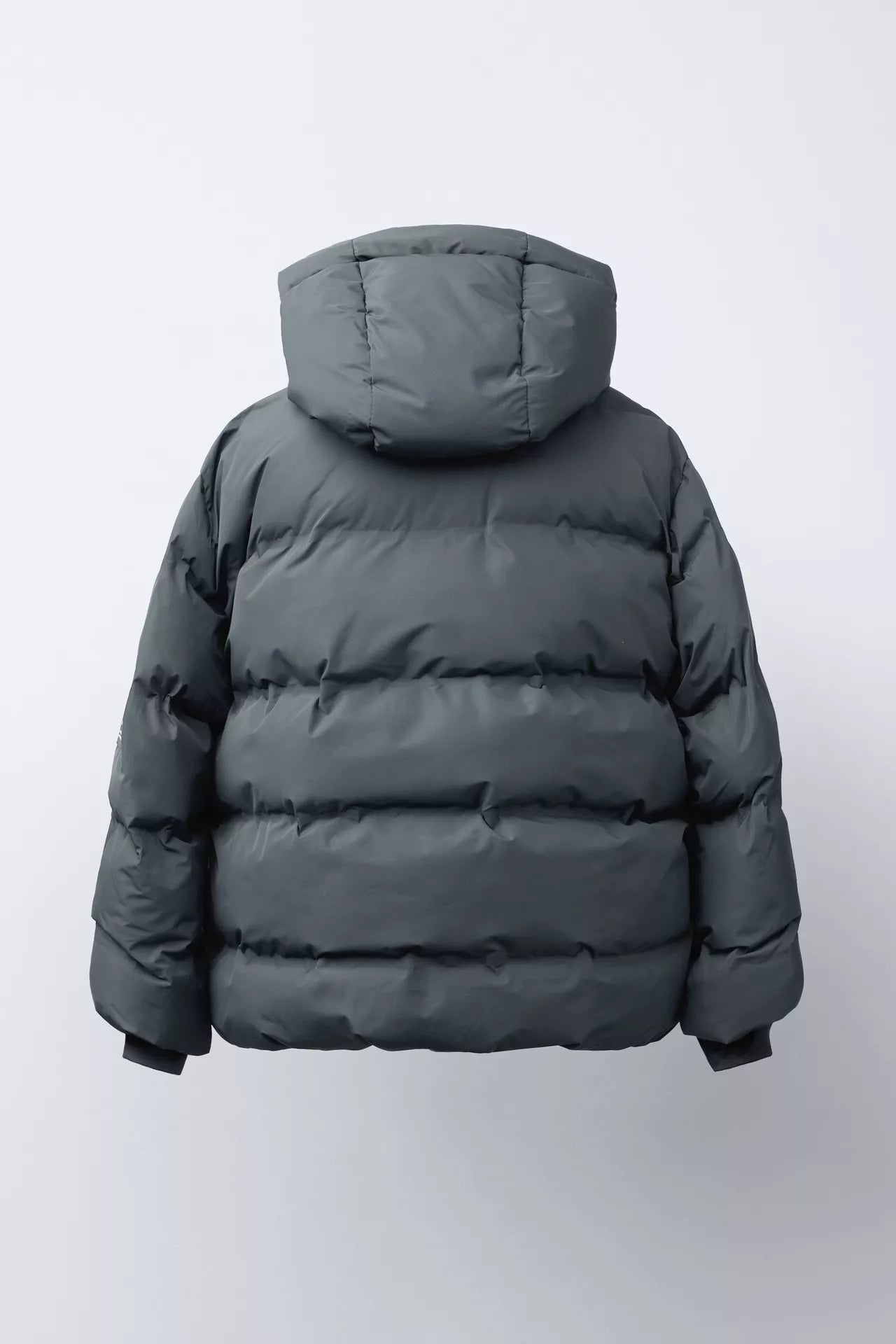 ESSENTIAL PUFFER COAT - CHARCOAL