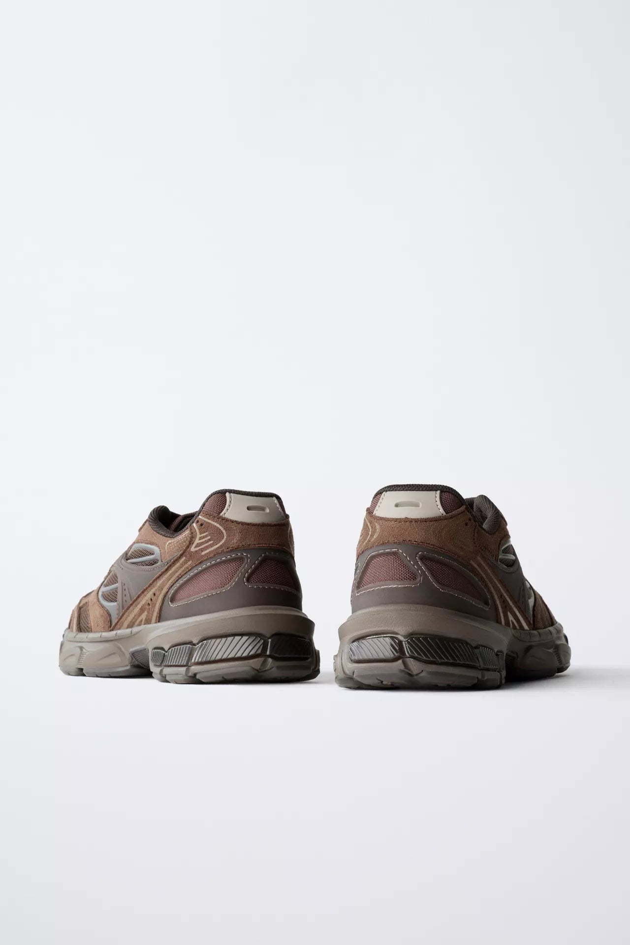 RUNAWAY TRAINER - BROWN