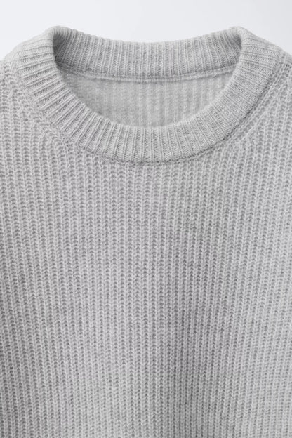BASIC KNIT SWEATER - GREY