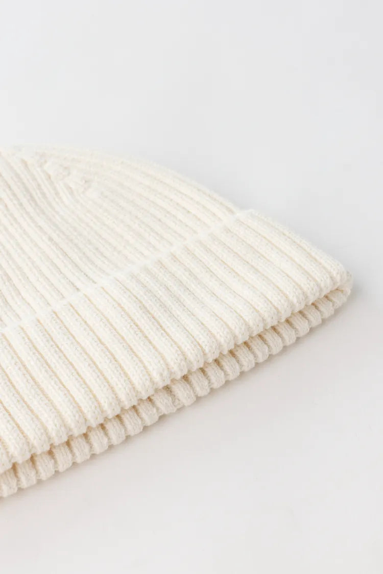 KNIT BEANIE - OFF WHITE