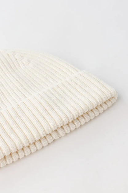 KNIT BEANIE - OFF WHITE