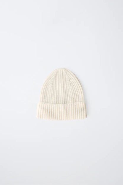KNIT BEANIE - OFF WHITE