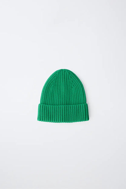 KNIT BEANIE - GREEN