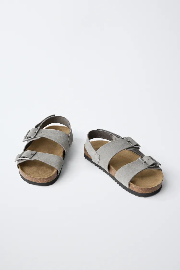 CROSSOVER SANDALS - GREY