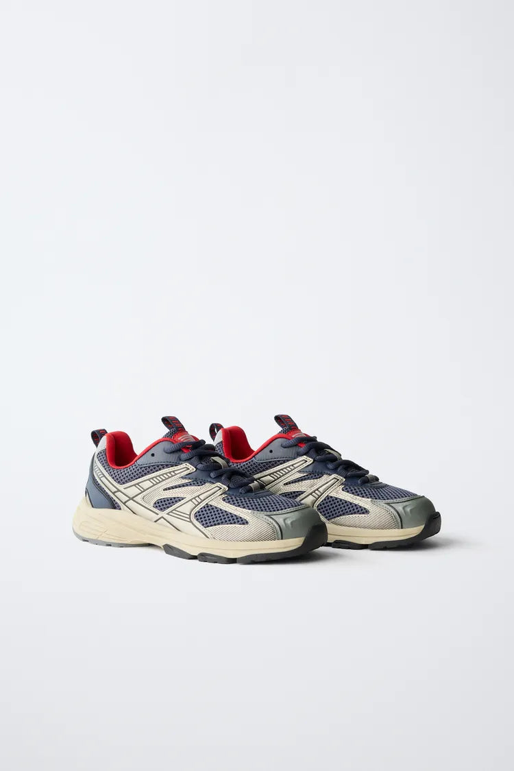 MESH PANEL RUNAWAY TRAINER - NAVY