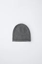 ESSENTIAL KNIT BEANIE - GREY