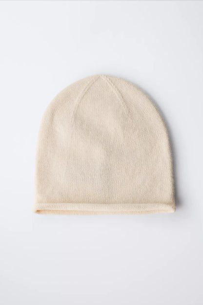 ESSENTIAL KNIT BEANIE - SAND