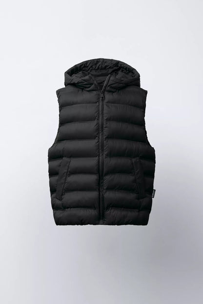 ESSENTIAL GILET - BLACK